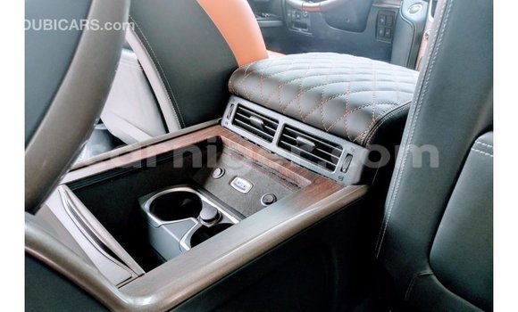 Buy Import Toyota Land Cruiser Black Truck in Import - Dubai in Agadez Buy Import Toyota Land Cruiser Black Truck in Import - Dubai in Agadez