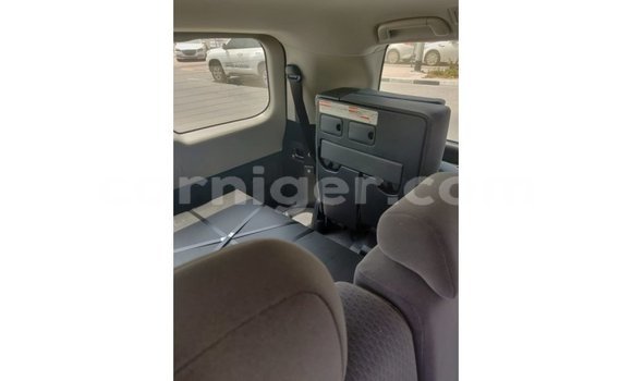 Buy Import Toyota Land Cruiser Black Truck in Import - Dubai in Agadez Buy Import Toyota Land Cruiser Black Truck in Import - Dubai in Agadez