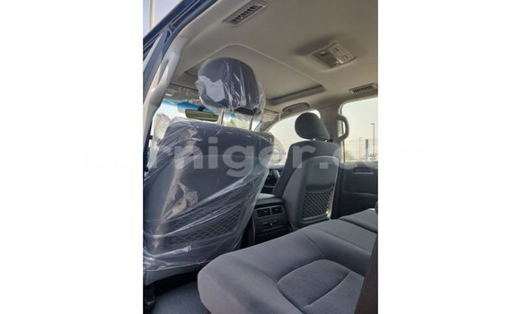 Buy Import Toyota Land Cruiser Black Truck in Import - Dubai in Agadez Buy Import Toyota Land Cruiser Black Truck in Import - Dubai in Agadez