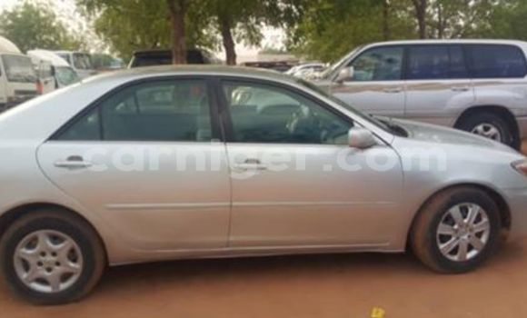 Sayi Na hannu Toyota Camry Silver Mota in Niamey a Niamey Sayi Na hannu Toyota Camry Silver Mota in Niamey a Niamey