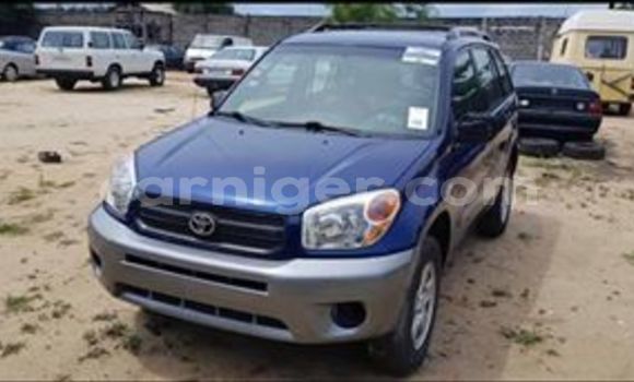 Sayi Na hannu Toyota RAV4 Blue Mota in Niamey a Niamey Sayi Na hannu Toyota RAV4 Blue Mota in Niamey a Niamey