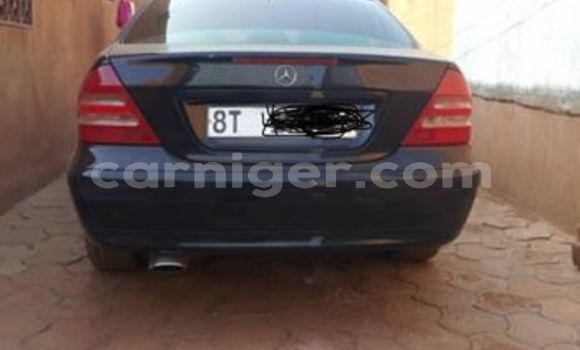 Buy Used Mercedes‒Benz C–Class Black Car in Niamey in Niamey Buy Used Mercedes‒Benz C–Class Black Car in Niamey in Niamey