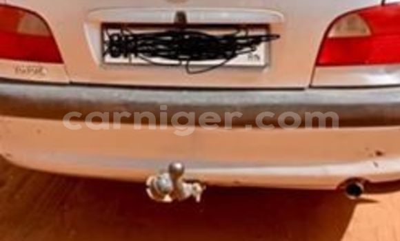 Buy Used Toyota Avensis Silver Car in Niamey in Niamey Buy Used Toyota Avensis Silver Car in Niamey in Niamey
