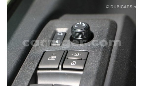 Buy Import Toyota Hiace White Car in Import - Dubai in Agadez Buy Import Toyota Hiace White Car in Import - Dubai in Agadez