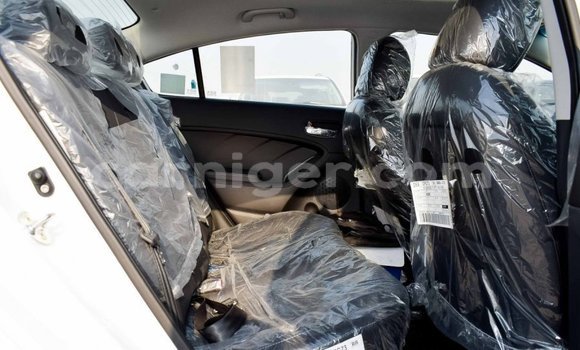 Buy Import Kia Cerato White Car in Import - Dubai in Agadez Buy Import Kia Cerato White Car in Import - Dubai in Agadez