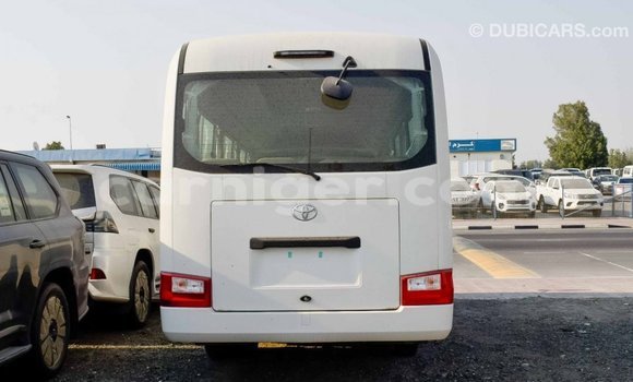 Buy Import Toyota Coaster White Car in Import - Dubai in Agadez Buy Import Toyota Coaster White Car in Import - Dubai in Agadez