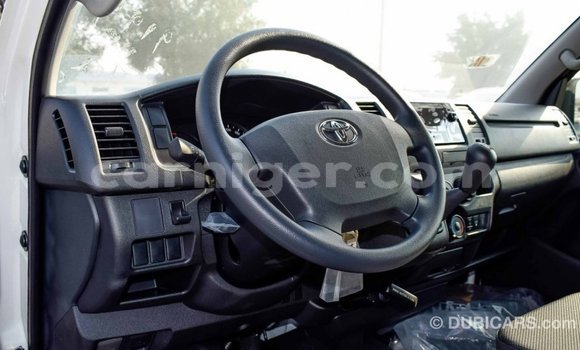 Buy Import Toyota Hiace White Car in Import - Dubai in Agadez Buy Import Toyota Hiace White Car in Import - Dubai in Agadez