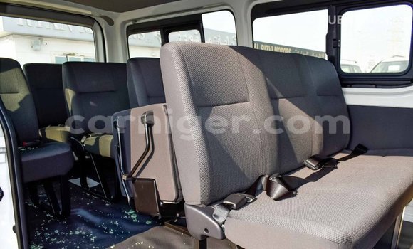 Buy Import Toyota Hiace White Car in Import - Dubai in Agadez Buy Import Toyota Hiace White Car in Import - Dubai in Agadez