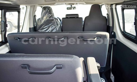 Buy Import Toyota Hiace White Car in Import - Dubai in Agadez Buy Import Toyota Hiace White Car in Import - Dubai in Agadez