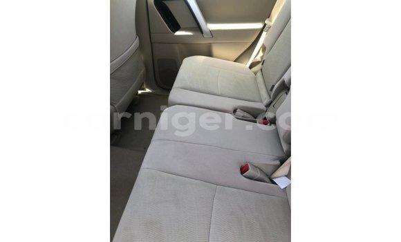 Buy Import Toyota Prado White Car in Import - Dubai in Agadez Buy Import Toyota Prado White Car in Import - Dubai in Agadez