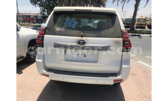 Buy Import Toyota Prado White Car in Import - Dubai in Agadez Buy Import Toyota Prado White Car in Import - Dubai in Agadez