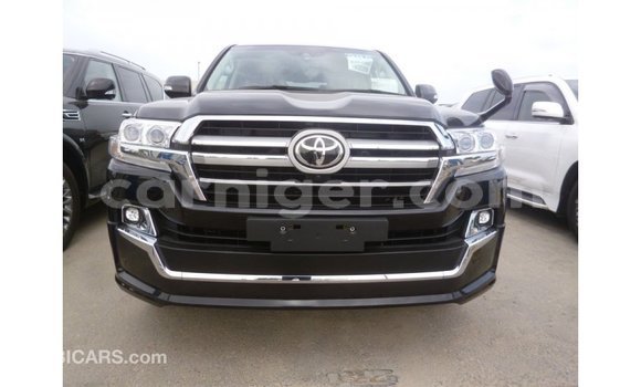 Sayi Imported Toyota Land Cruiser Black Babbar mota in Import - Dubai a Agadez Sayi Imported Toyota Land Cruiser Black Babbar mota in Import - Dubai a Agadez