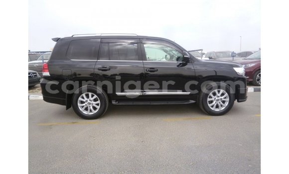 Sayi Imported Toyota Land Cruiser Black Babbar mota in Import - Dubai a Agadez Sayi Imported Toyota Land Cruiser Black Babbar mota in Import - Dubai a Agadez