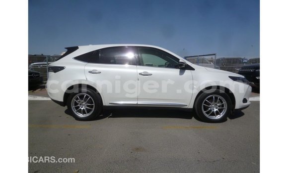 Buy Import Toyota Harrier White Car in Import - Dubai in Agadez Buy Import Toyota Harrier White Car in Import - Dubai in Agadez