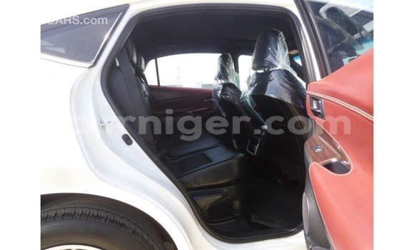 Buy Import Toyota Harrier White Car in Import - Dubai in Agadez Buy Import Toyota Harrier White Car in Import - Dubai in Agadez