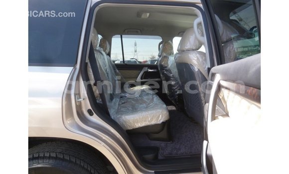 Sayi Imported Toyota Land Cruiser Other Babbar mota in Import - Dubai a Agadez Sayi Imported Toyota Land Cruiser Other Babbar mota in Import - Dubai a Agadez