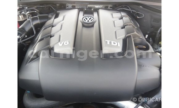 Sayi Imported Volkswagen Touareg Black Mota in Import - Dubai a Agadez Sayi Imported Volkswagen Touareg Black Mota in Import - Dubai a Agadez