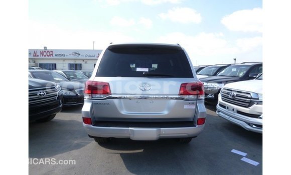 Sayi Imported Toyota Land Cruiser Other Babbar mota in Import - Dubai a Agadez Sayi Imported Toyota Land Cruiser Other Babbar mota in Import - Dubai a Agadez