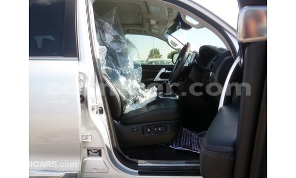 Sayi Imported Toyota Land Cruiser Other Babbar mota in Import - Dubai a Agadez Sayi Imported Toyota Land Cruiser Other Babbar mota in Import - Dubai a Agadez