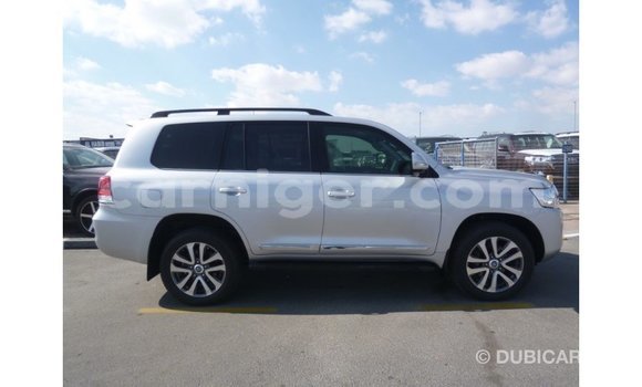Sayi Imported Toyota Land Cruiser Other Babbar mota in Import - Dubai a Agadez Sayi Imported Toyota Land Cruiser Other Babbar mota in Import - Dubai a Agadez