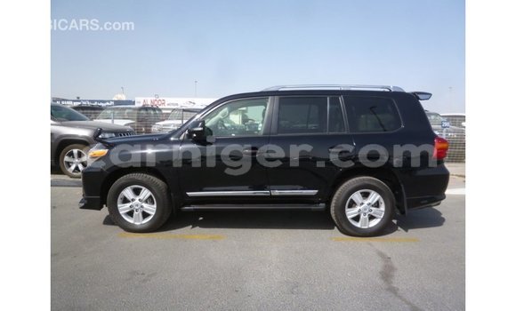 Sayi Imported Toyota Land Cruiser Black Babbar mota in Import - Dubai a Agadez Sayi Imported Toyota Land Cruiser Black Babbar mota in Import - Dubai a Agadez