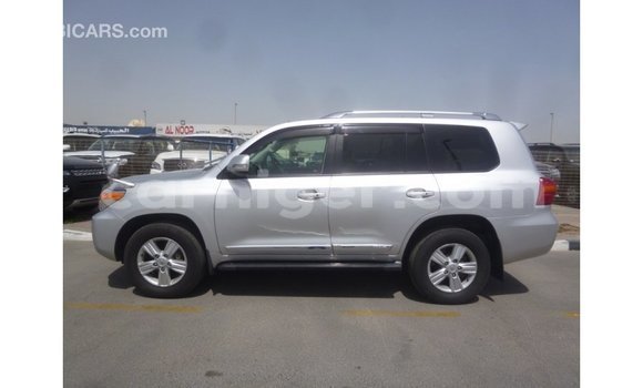 Sayi Imported Toyota Land Cruiser Other Babbar mota in Import - Dubai a Agadez Sayi Imported Toyota Land Cruiser Other Babbar mota in Import - Dubai a Agadez