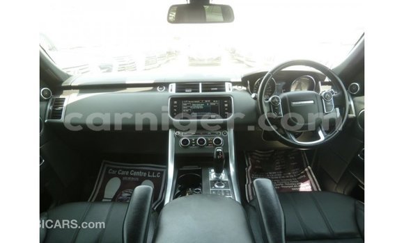 Sayi Imported Land Rover Range Rover Black Mota in Import - Dubai a Agadez Sayi Imported Land Rover Range Rover Black Mota in Import - Dubai a Agadez