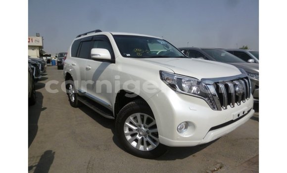 Sayi Imported Toyota Prado White Mota in Import - Dubai a Agadez Sayi Imported Toyota Prado White Mota in Import - Dubai a Agadez