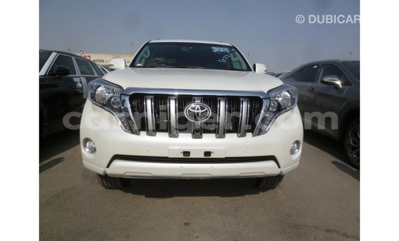 Sayi Imported Toyota Prado White Mota in Import - Dubai a Agadez Sayi Imported Toyota Prado White Mota in Import - Dubai a Agadez