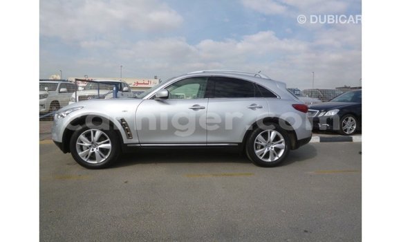 Sayi Imported Infiniti FX Other Mota in Import - Dubai a Agadez Sayi Imported Infiniti FX Other Mota in Import - Dubai a Agadez