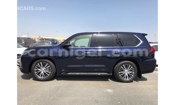 Sayi Imported Lexus LX Blue Mota in Import - Dubai a Agadez Sayi Imported Lexus LX Blue Mota in Import - Dubai a Agadez