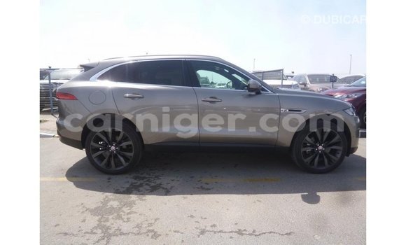 Sayi Imported Jaguar F-Pace Other Mota in Import - Dubai a Agadez Sayi Imported Jaguar F-Pace Other Mota in Import - Dubai a Agadez