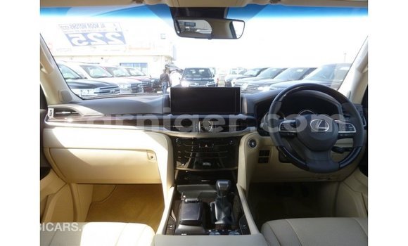 Sayi Imported Lexus LX Black Mota in Import - Dubai a Agadez Sayi Imported Lexus LX Black Mota in Import - Dubai a Agadez