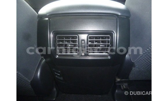 Acheter Import Voiture Toyota Prado Blanc à Import - Dubai, Agadez Acheter Import Voiture Toyota Prado Blanc à Import - Dubai, Agadez