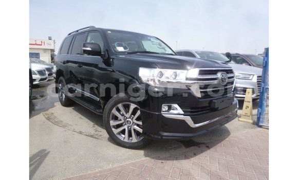 اشتري Imported Toyota Land Cruiser Black شاحنة في Import - Dubai في أغاديز اشتري Imported Toyota Land Cruiser Black شاحنة في Import - Dubai في أغاديز