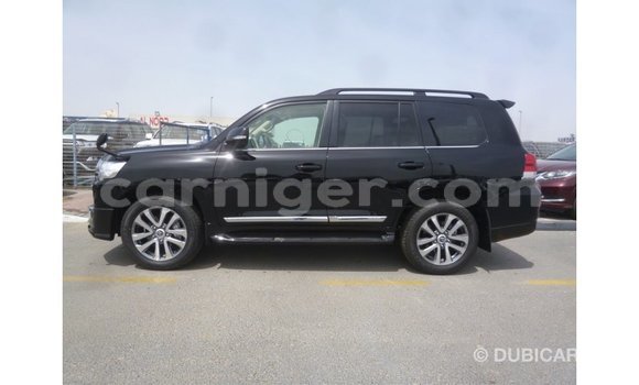 اشتري Imported Toyota Land Cruiser Black شاحنة في Import - Dubai في أغاديز اشتري Imported Toyota Land Cruiser Black شاحنة في Import - Dubai في أغاديز