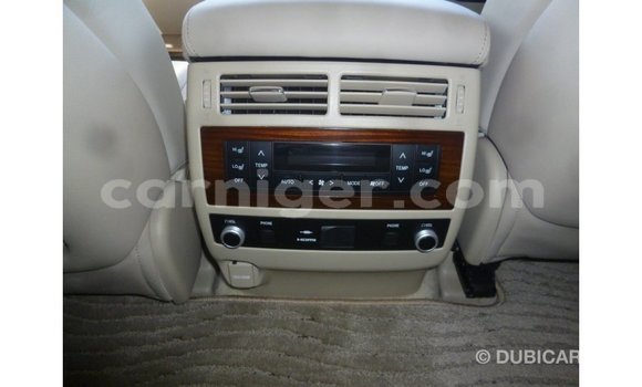 Buy Import Toyota Land Cruiser Black Truck in Import - Dubai in Agadez Buy Import Toyota Land Cruiser Black Truck in Import - Dubai in Agadez