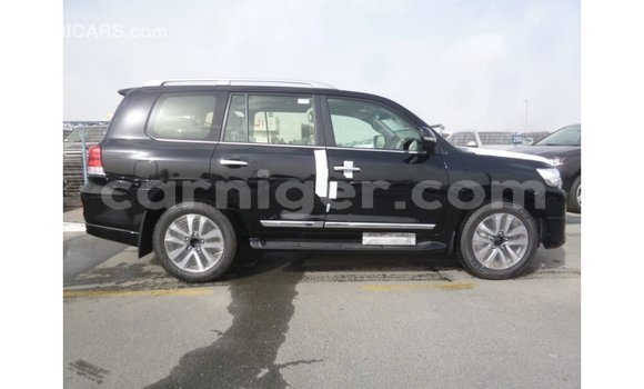 Sayi Imported Toyota Land Cruiser Black Babbar mota in Import - Dubai a Agadez Sayi Imported Toyota Land Cruiser Black Babbar mota in Import - Dubai a Agadez
