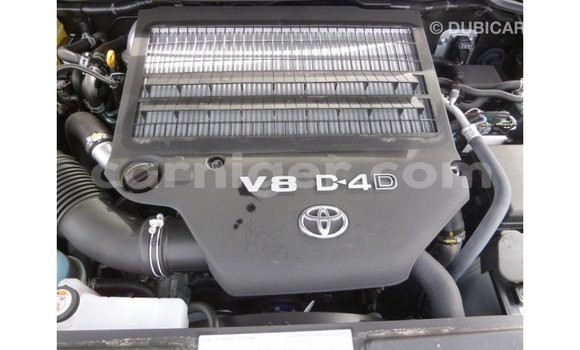 Sayi Imported Toyota Land Cruiser Black Babbar mota in Import - Dubai a Agadez Sayi Imported Toyota Land Cruiser Black Babbar mota in Import - Dubai a Agadez