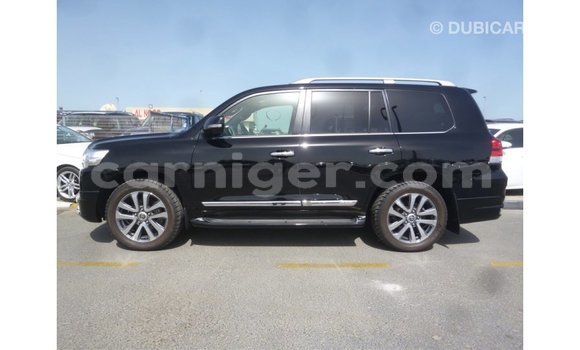 Sayi Imported Toyota Land Cruiser Black Babbar mota in Import - Dubai a Agadez Sayi Imported Toyota Land Cruiser Black Babbar mota in Import - Dubai a Agadez