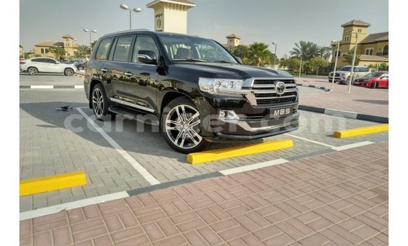 Buy Import Toyota Land Cruiser Black Truck in Import - Dubai in Agadez Buy Import Toyota Land Cruiser Black Truck in Import - Dubai in Agadez