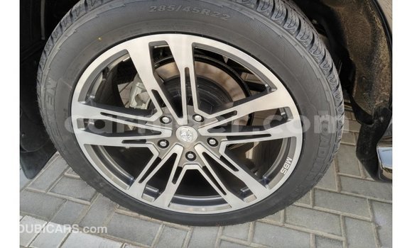 Buy Import Toyota Land Cruiser Black Truck in Import - Dubai in Agadez Buy Import Toyota Land Cruiser Black Truck in Import - Dubai in Agadez