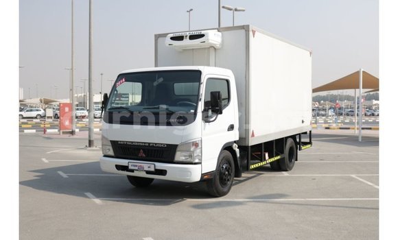 Buy Import Mitsubishi L400 White Truck in Import - Dubai in Agadez