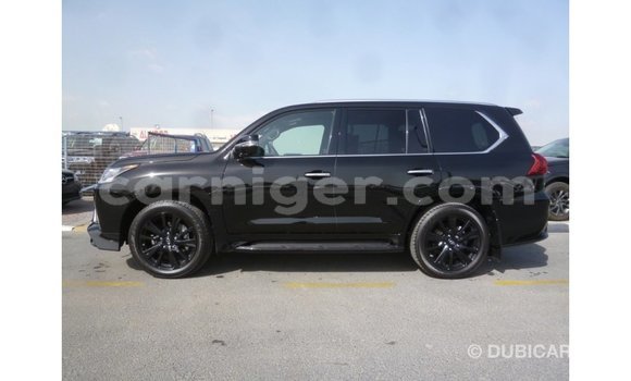 Sayi Imported Lexus LX Black Mota in Import - Dubai a Agadez Sayi Imported Lexus LX Black Mota in Import - Dubai a Agadez