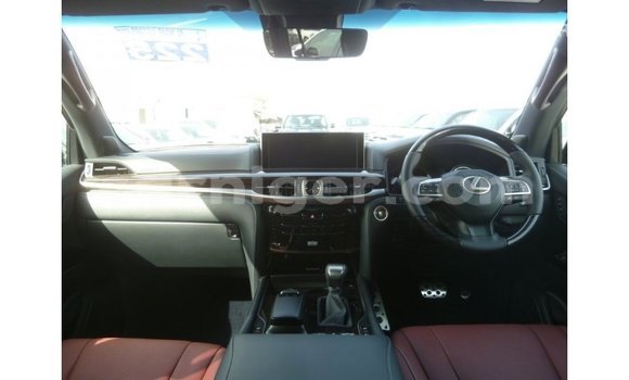 Sayi Imported Lexus LX Black Mota in Import - Dubai a Agadez Sayi Imported Lexus LX Black Mota in Import - Dubai a Agadez