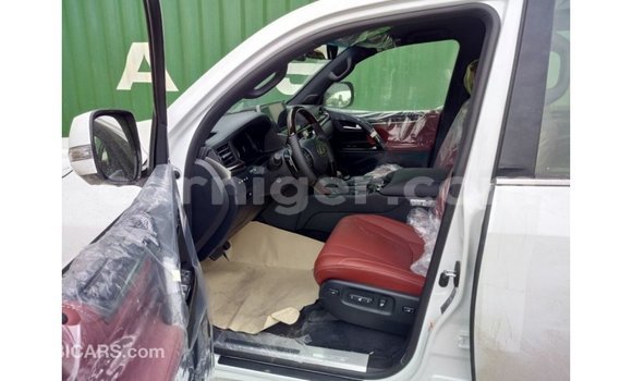 Buy Import Lexus LX White Car in Import - Dubai in Agadez Buy Import Lexus LX White Car in Import - Dubai in Agadez