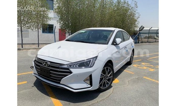 Buy Import Hyundai Elantra White Car in Import - Dubai in Agadez Buy Import Hyundai Elantra White Car in Import - Dubai in Agadez