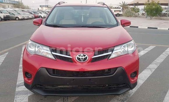 Buy Import Toyota Ade Red Truck in Import - Dubai in Agadez Buy Import Toyota Ade Red Truck in Import - Dubai in Agadez