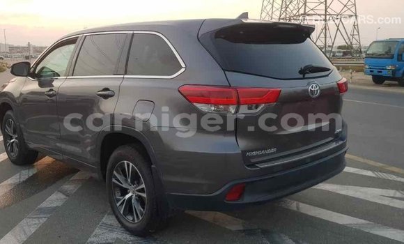 Buy Import Toyota Highlander Other Car in Import - Dubai in Agadez Buy Import Toyota Highlander Other Car in Import - Dubai in Agadez