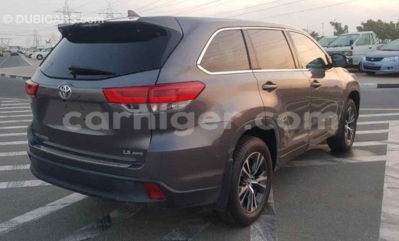 Buy Import Toyota Highlander Other Car in Import - Dubai in Agadez Buy Import Toyota Highlander Other Car in Import - Dubai in Agadez